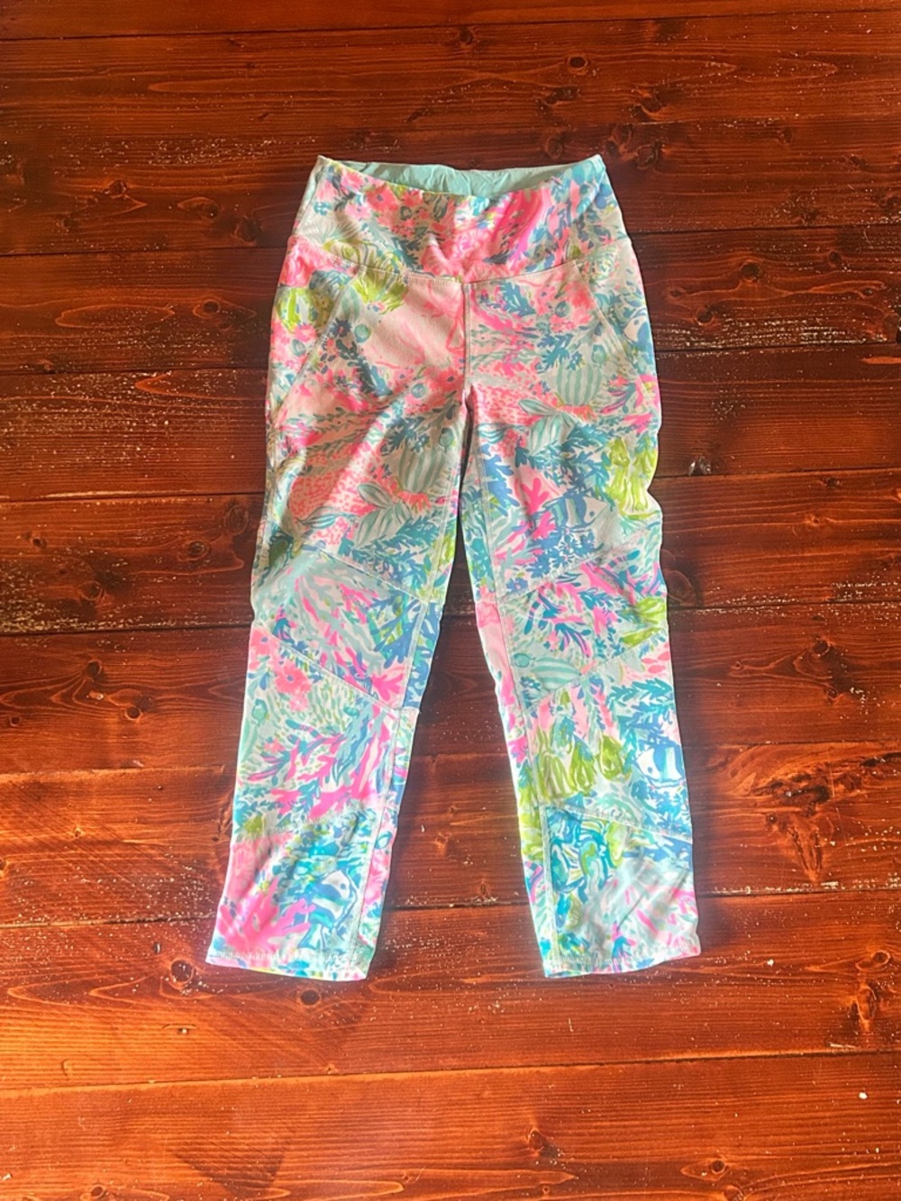 Lilly Pulitzer Fished my wish Luxletic  Leggings - Picture 3 of 6